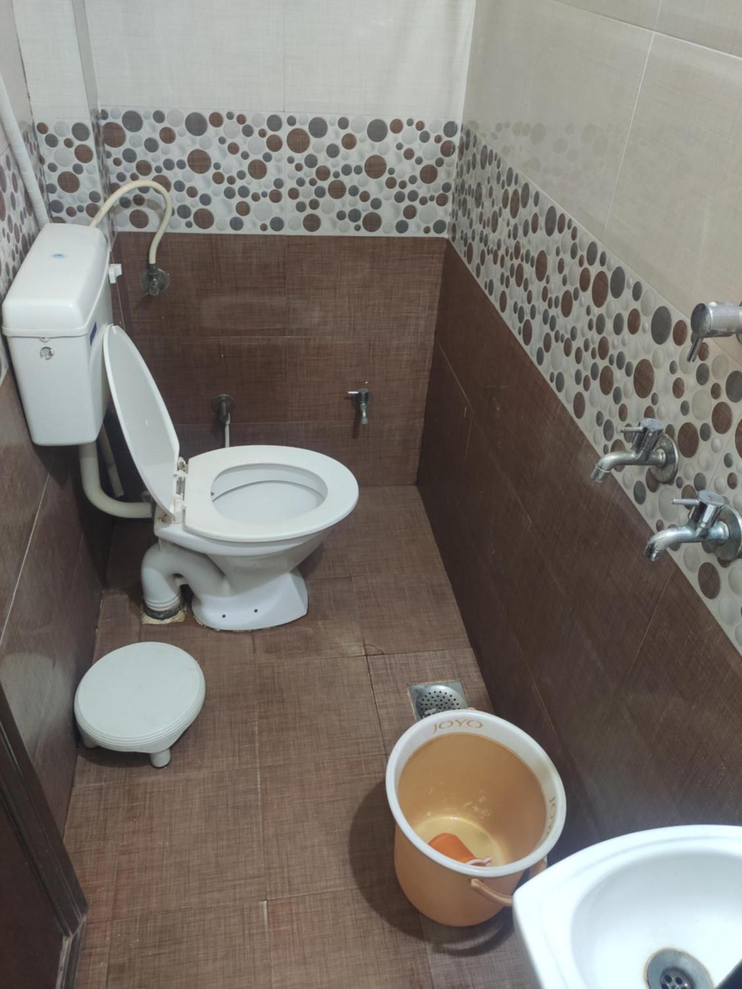אויאיין Hotel Vrandavan Palace Near Mahakal Temple מראה חיצוני תמונה